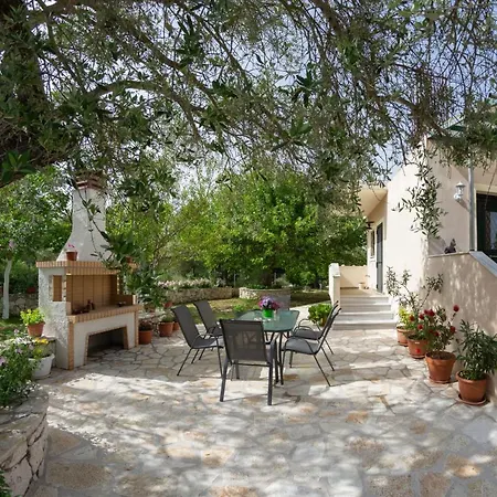 Niki's Country House * Λυγιά